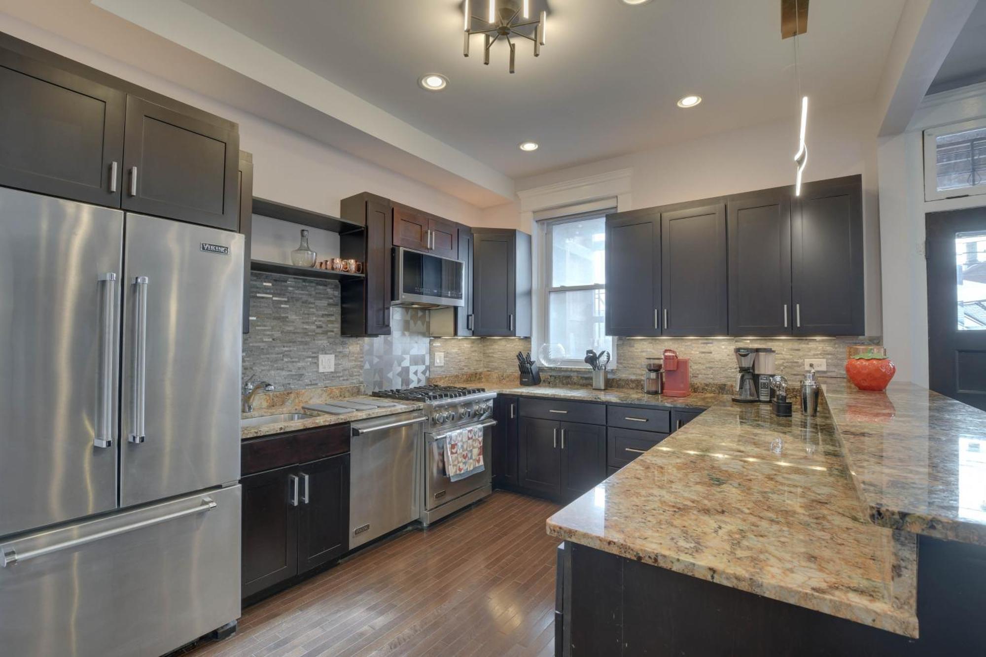Spacious Condo With Deck About 3 Mi To Downtown Chicago! Exterior foto